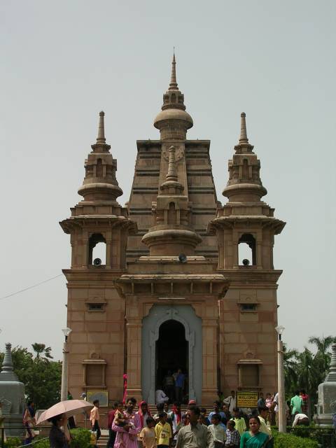 ムールガンダ・クティー寺院