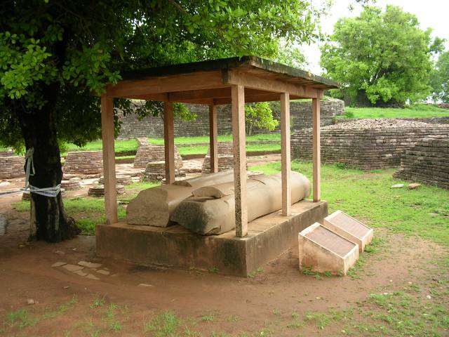 サンチー　アショカ王の石柱